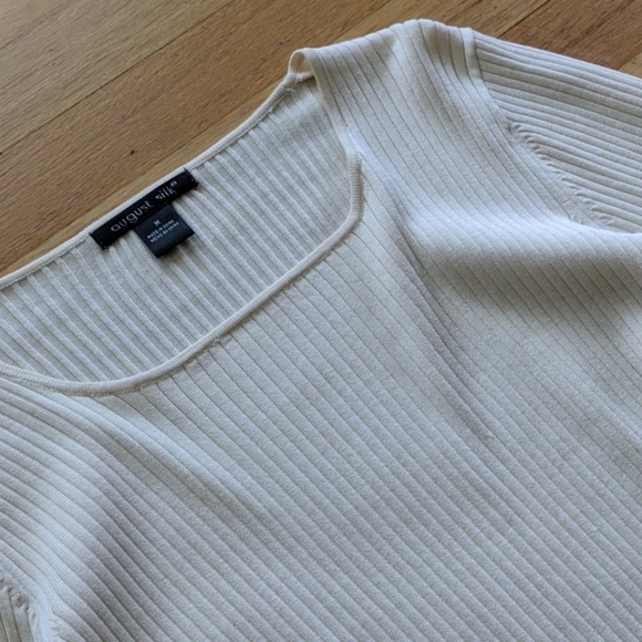 Top - Picture 3 of 4